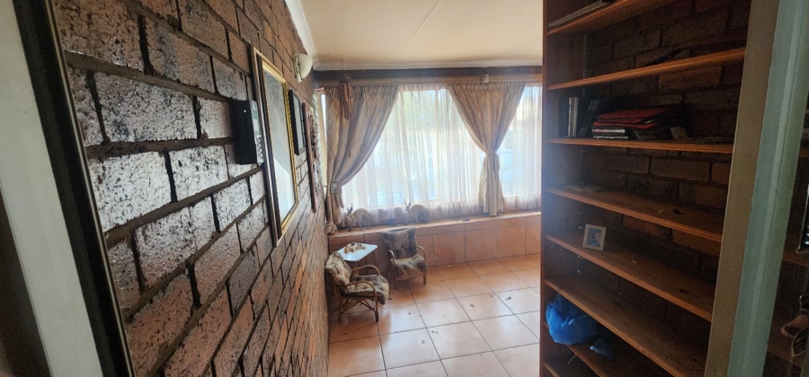 3 Bedroom Property for Sale in Vaalpark Free State